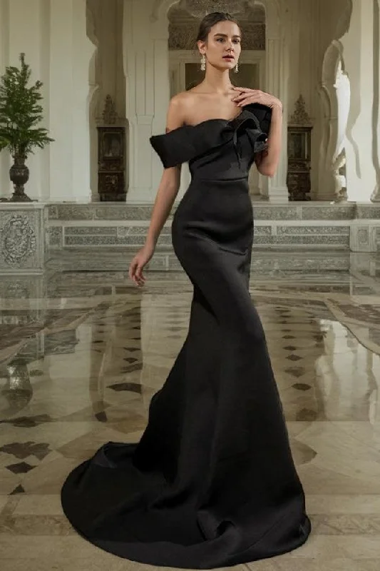 Gorgeous Black Off The Shoulder Satin Prom Dress